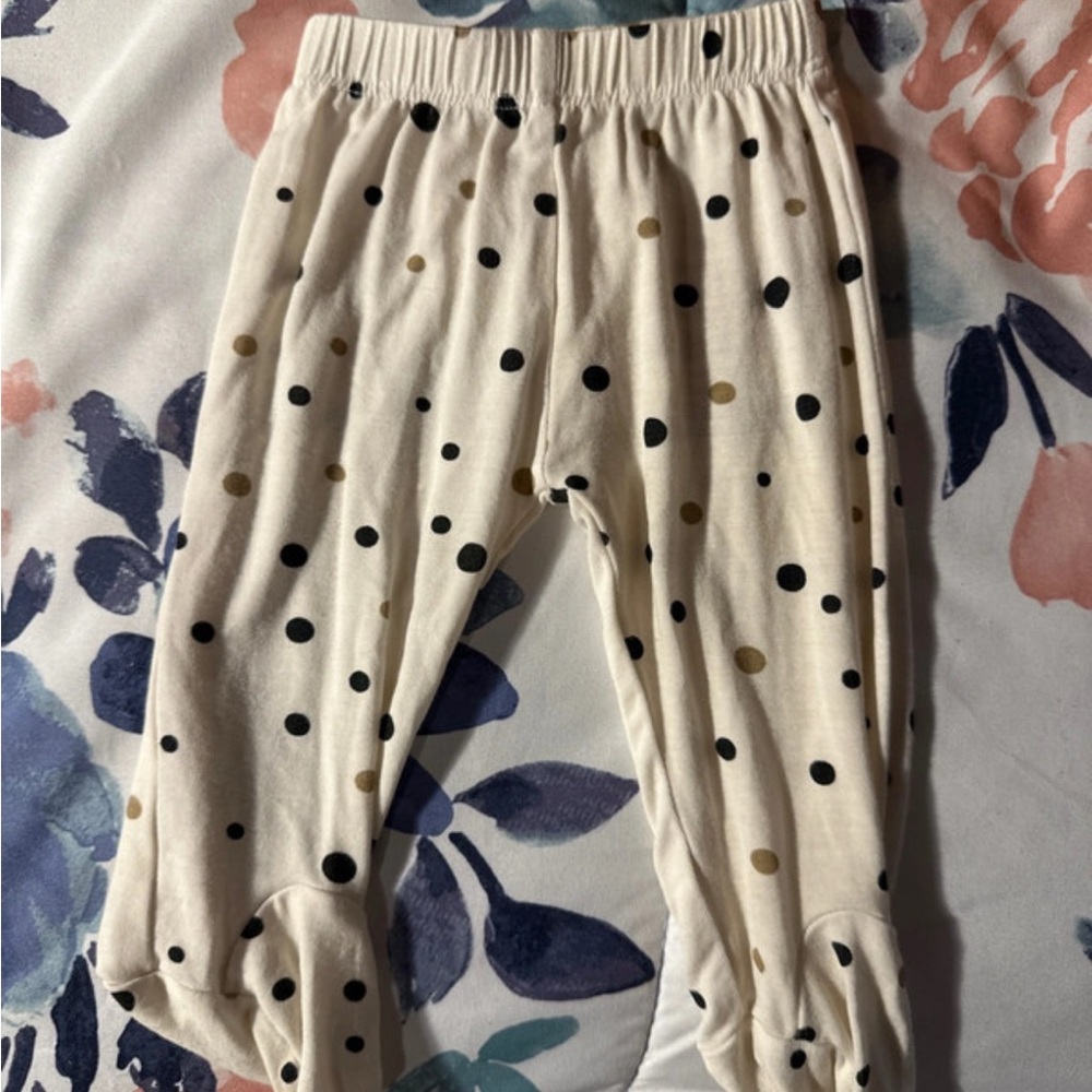 Posh Peanut Cream Leggings with Black & Gold Polka Dots